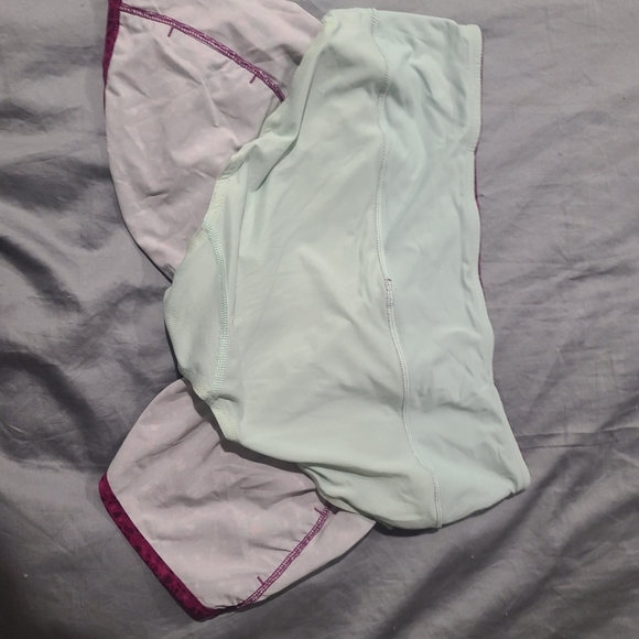 Lululemon Mosaic Run Short Lulu size 6 🍋 - Picture 6 of 9